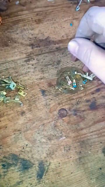 #алюминий #вторсырье #латунь #медь #металокоп #поискметалла #хобби #цветнойметалл #медяха #поискмеди смотреть онлайн