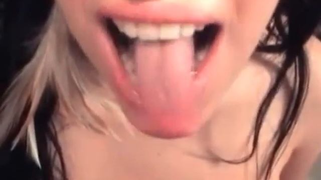 Mega Tongue