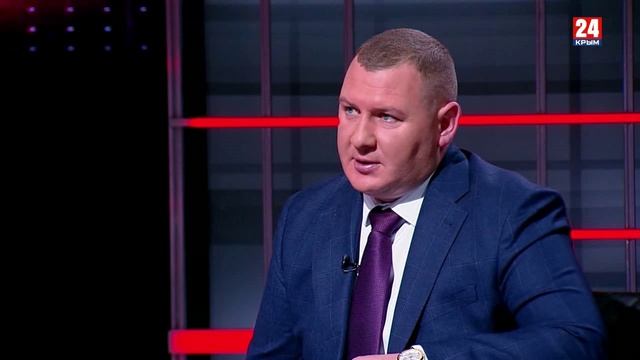 "Интервью 24". АЛЕКСАНДР КОМБАРОВ смотреть онлайн