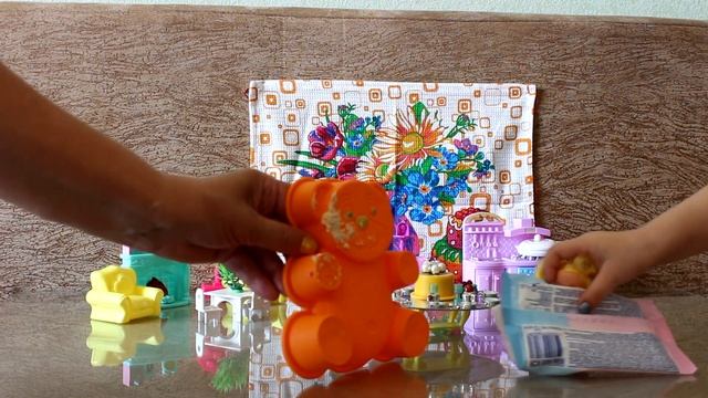 ЖЕЛЕЙНЫЙ МЕДВЕДЬ УАЛЕРА в гостях у Нурии эбекэйки. Новые серии.