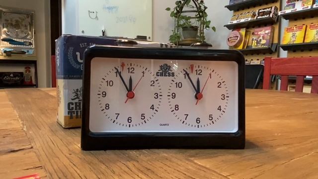Setting the WE Games Quartz Chess Clock смотреть онлайн