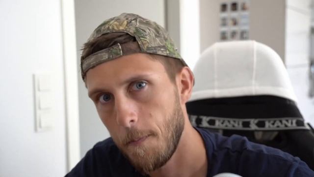 Eevee Vs Cycles - Which is better? смотреть онлайн