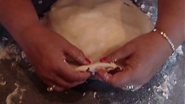 using a pastry blender to make an apple pie video 3 of 3 смотреть онлайн