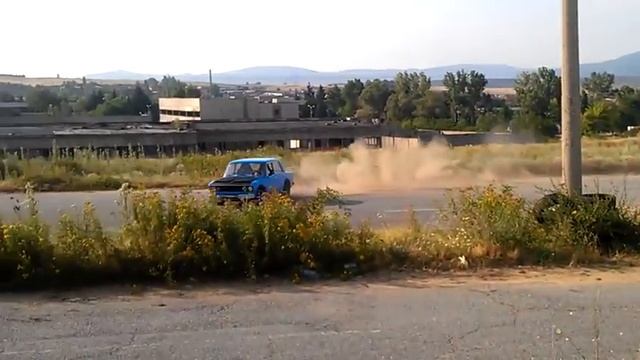 SundayFunday смотреть онлайн