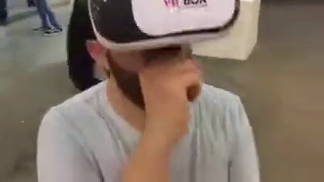 very inappropriate vr experience (gone sexual) смотреть онлайн