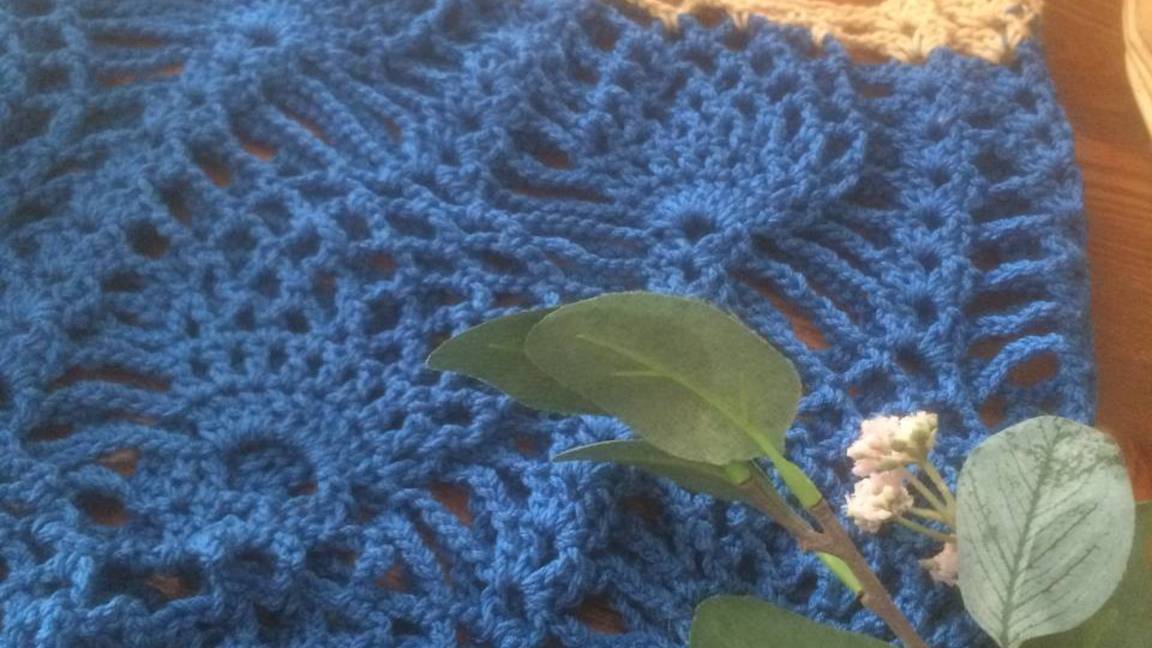 Творческий Влог №2 Авоська. Шкурка на кресло.Пасмы,носки и мочалки в продаже. — сделано в Clipchamp смотреть онлайн