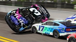 Лучшие гоночные аварии месяца - январь 2025