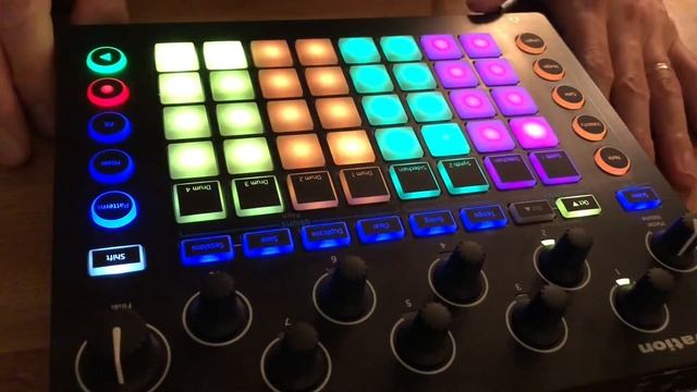 Raphaëlla - Novation Circuit jam смотреть онлайн