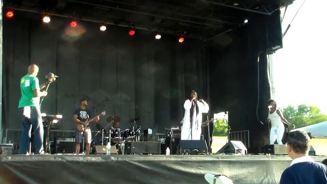 Everton Blender live at the Vermont Jerk Fest 2016 смотреть онлайн