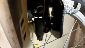 Малый фрикционный привод на велосипеды