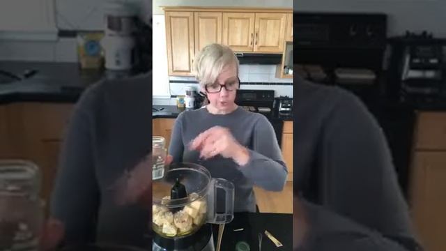 Crunchy Plantain Crackers смотреть онлайн