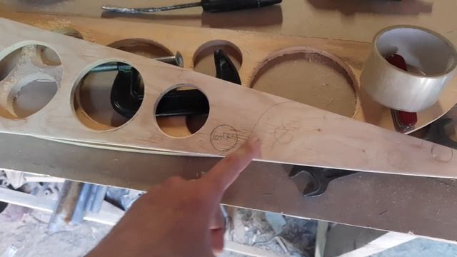 The ribs for the wing. смотреть онлайн
