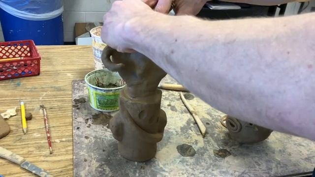 HOW TO ATTACH LARGE CLAY FORMS смотреть онлайн