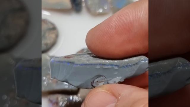 300 cts Australian Rough Opal Parcel , Lightning Ridge/ Potch and Colour смотреть онлайн