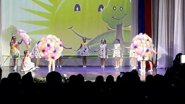 Я иду, шагаю (детский танец)