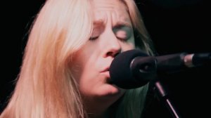Joanne Shaw Taylor - Wild Is The Wind (Planet Rock Live Session)
