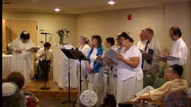 Hinei Mah Tov at the Atria Rosh HaShanah service смотреть онлайн