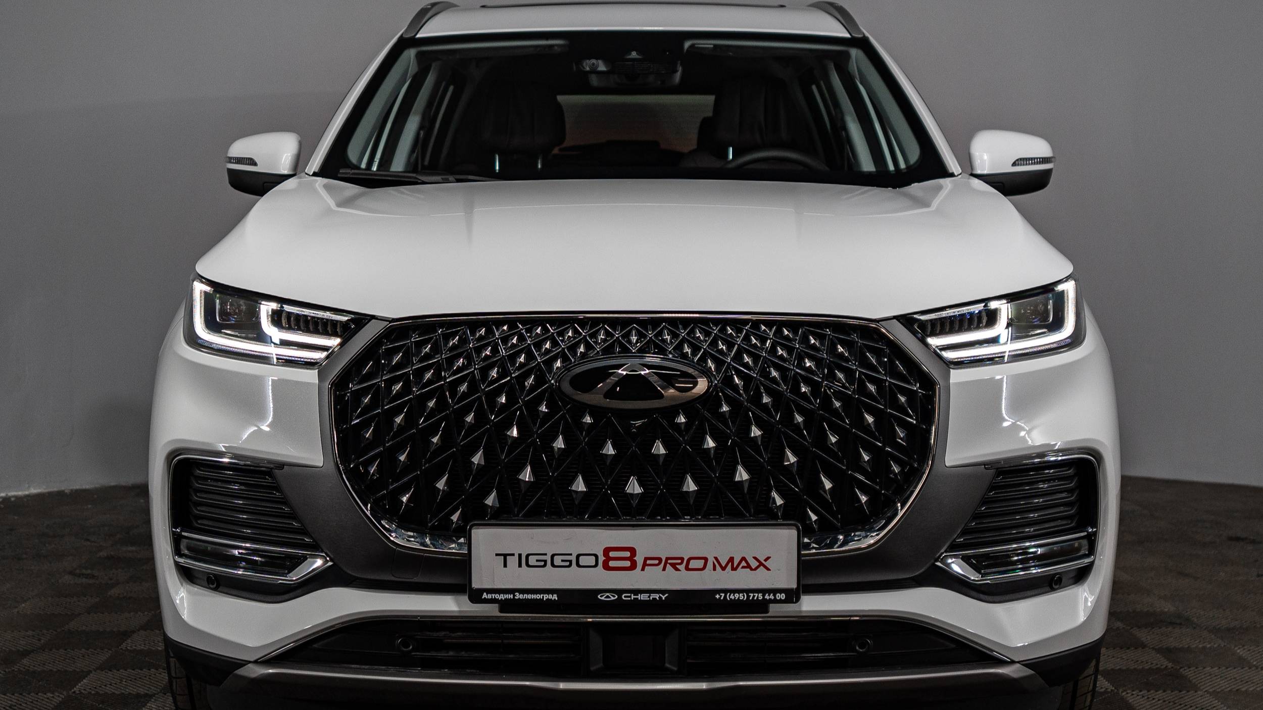 CHERY TIGGO 8 PRO MAX (Ultimate) 4WD Искрящийся белый смотреть онлайн