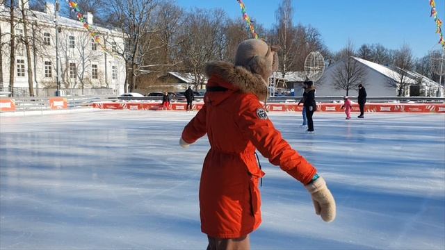 Таял прошлогодний лёд... смотреть онлайн