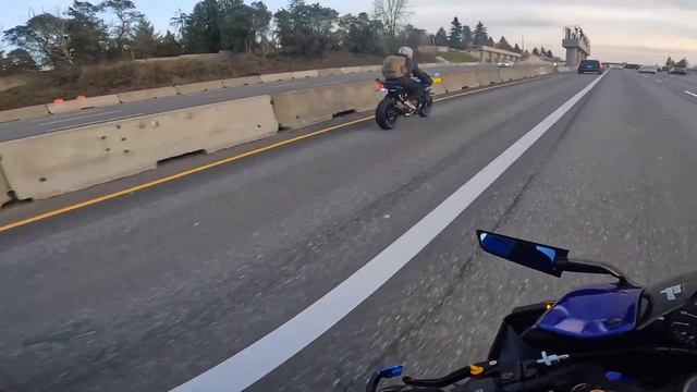 Yamaha R6 VS. R7 || Dual Akrapovic Full System Exhaust || Pure Sound смотреть онлайн