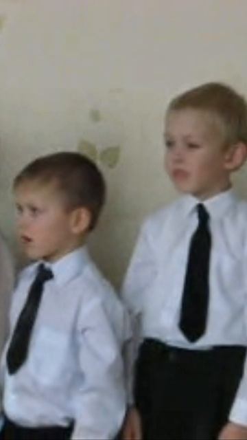 Садик утренник, Новоайдар 6,03,2008 Mp (5)