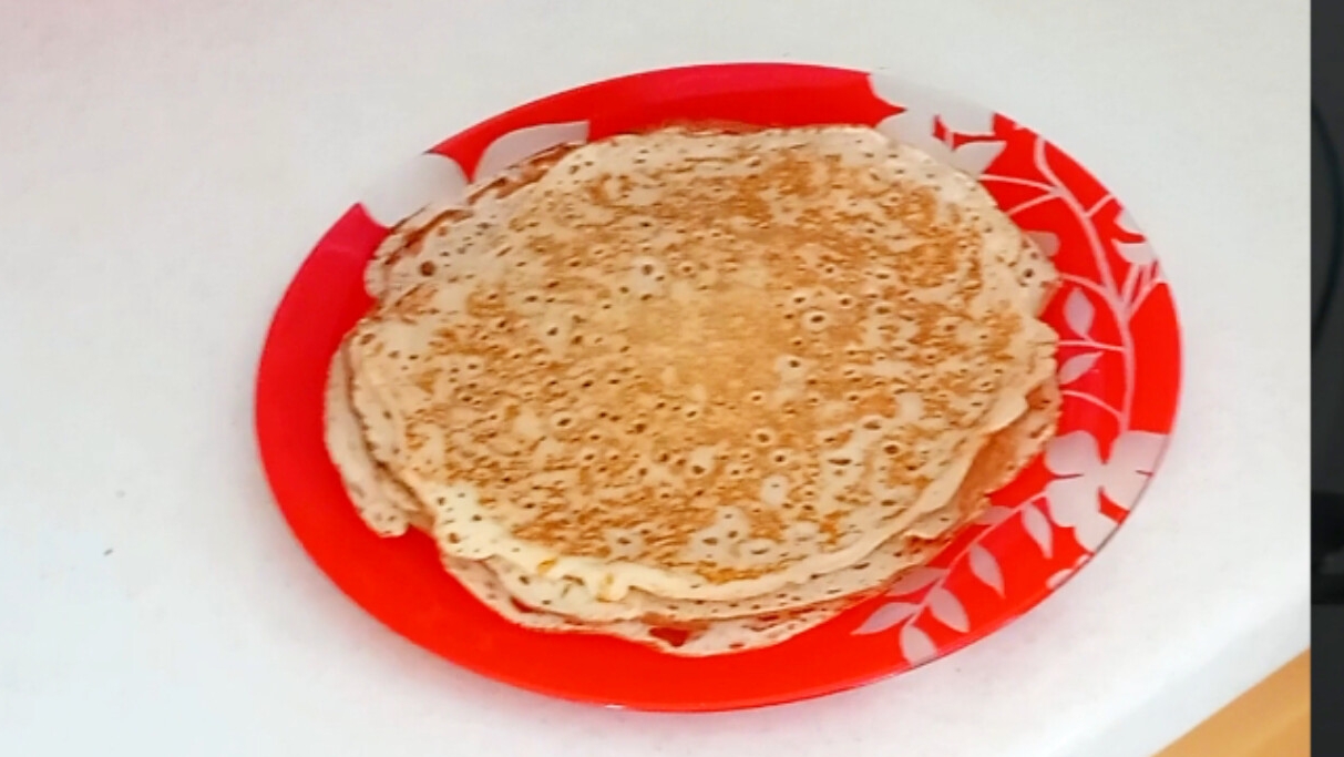 Ажурные тонкие блины 🥞 / Блины 🥞 из дрожжевого теста на молоке смотреть онлайн