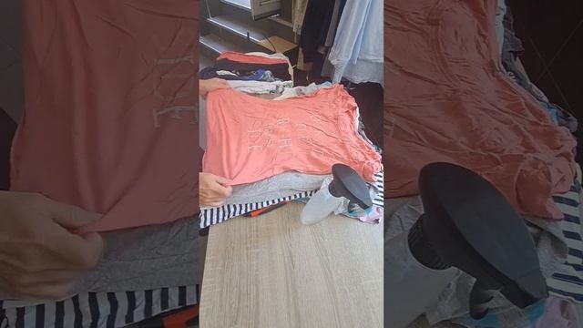 распакуем футболки second hand (прессовка).Как они выглядят? смотреть онлайн