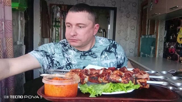 мукбанг/обжор/шашлык,23 февраля,морковка корейская/ смотреть онлайн