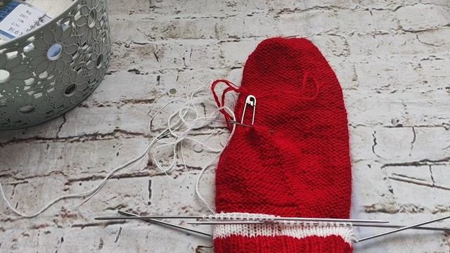 Варежки"малинка", часть 2,мастер -класс смотреть онлайн