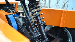 Амортизатор под сиденье минитрактора своими руками. / Homemade tractor.