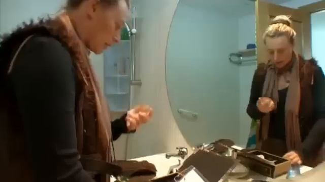 Me Cambio De Familia - Delia Y Lucia