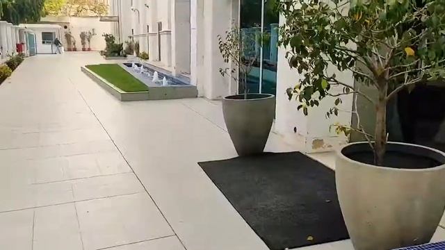 my company small office shifted in big building смотреть онлайн