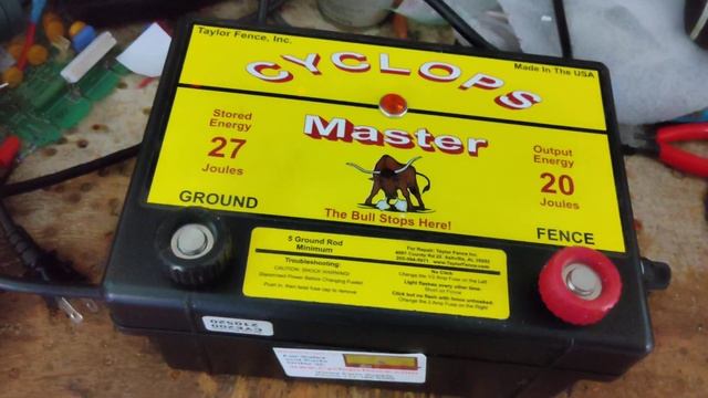 Cyclops Fence Charger Review Repair, www.fencerfixer.com смотреть онлайн