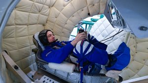 Космонавты Сергей Рыжиков и Алексей Зубрицкий сдали экзамен по ручному управляемому спуску