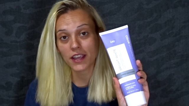 STARTING FROM SCRATCH!! || Baking soda Method, Bleach Bath, & Bleaching My Roots! смотреть онлайн