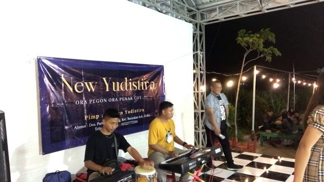 Lemah Teles | Cover (Adelia verly) new yudistira live SAP cafe