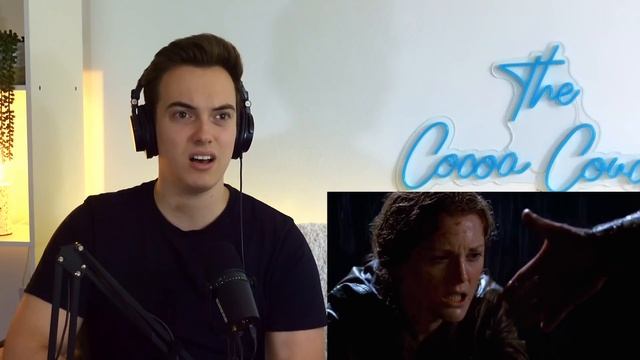 *IT GOT OUT!?* Jurassic Park: The Lost World | First Time Watching | (reaction/commentary/review) смотреть онлайн