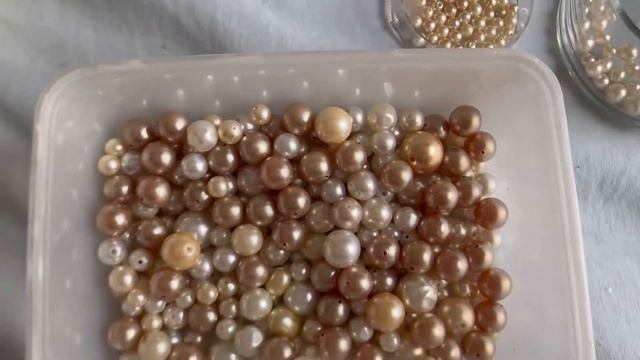 200. Что сделала из старых бусин под жемчуг. смотреть онлайн