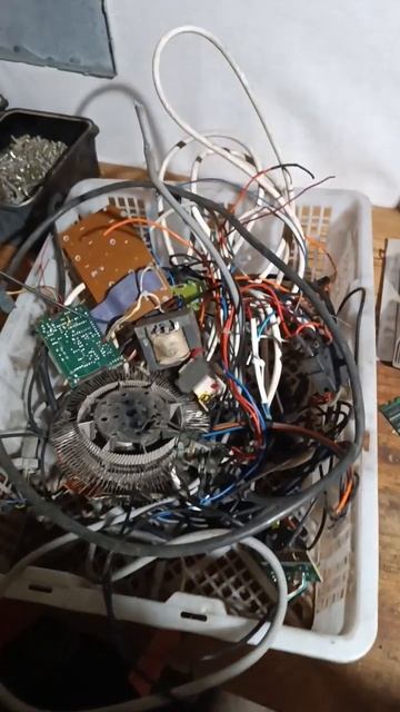 #алюминий #вторсырье #медь #металокоп #хобби #латунь #поискметалла #цветнойметалл #медяха #поискмеди смотреть онлайн