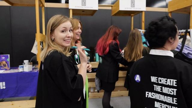 Рекламный Хаб cеверной столицы. Отчетный ролик от Vitrend. смотреть онлайн