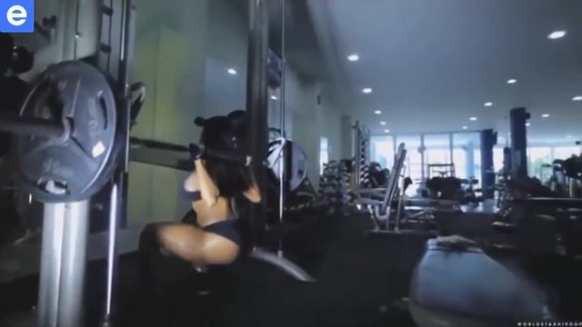 Kiều nữ gym Alejandra Gil смотреть онлайн
