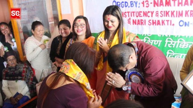 Nari Shakti of SKM Namthang-Rateypani felicitates womens смотреть онлайн