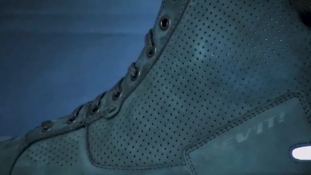 Revit Arrow Zwarte MotorSneakers - ChampionHelmets.com смотреть онлайн