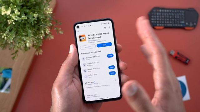 DIY Smart Display & Security Cam With A Speaker