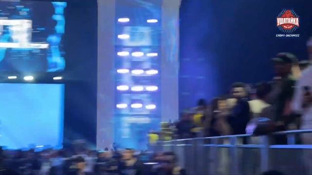 БИВОЛ vs БЕТЕРБИЕВ: ОБНЯЛИСЬ ПОСЛЕ БОЯ! / ЧТО ТВОРИЛОСЬ В ЗАЛЕ смотреть онлайн