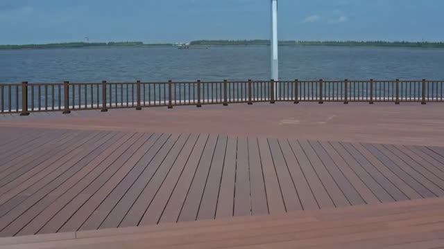 Ограждение для террас из ДПК 'Фактура дерева' смотреть онлайн