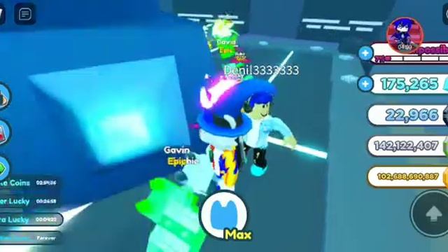 Видео игра Roblox играю на сервере где ред кет