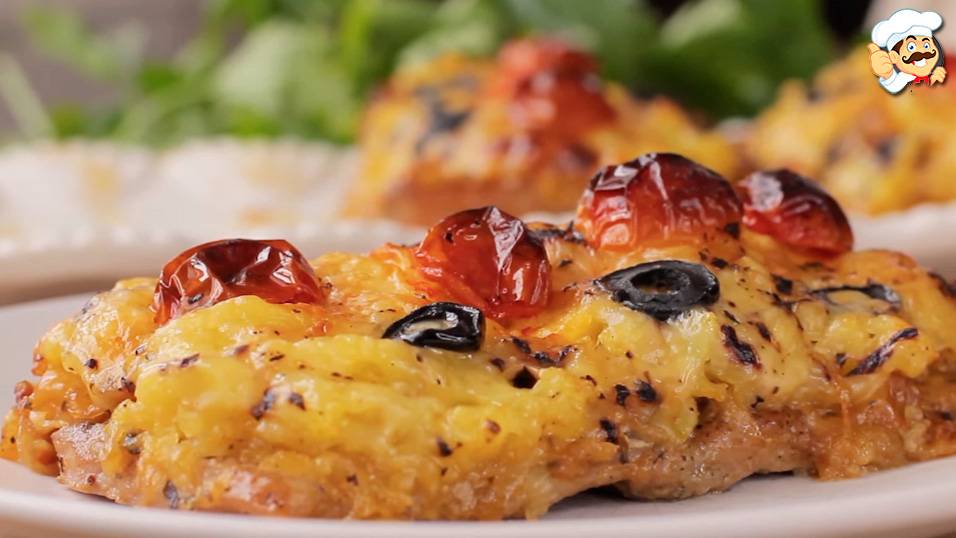 Готовим СОЧНОЕ МЯСО, которое просто тает во рту! Вкусный ужин в одном рецепте смотреть онлайн