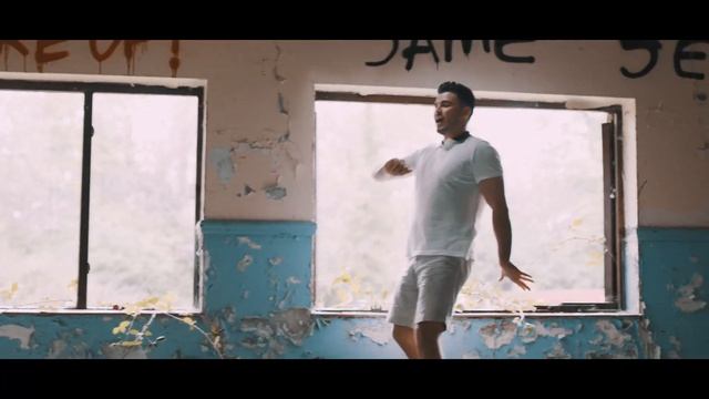 Danny Rich - Bigger Dreams смотреть онлайн