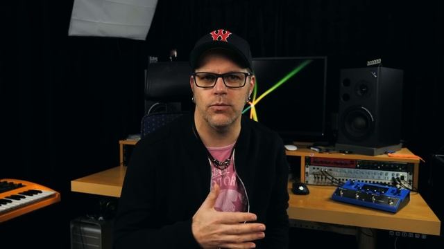 Backingtrack and clicktrack for a band on a budget with the Zoom R8 tutorial смотреть онлайн